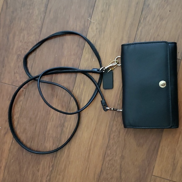 COACH PHONE WALLET CROSSBODY PURSE - Picture 1 of 8